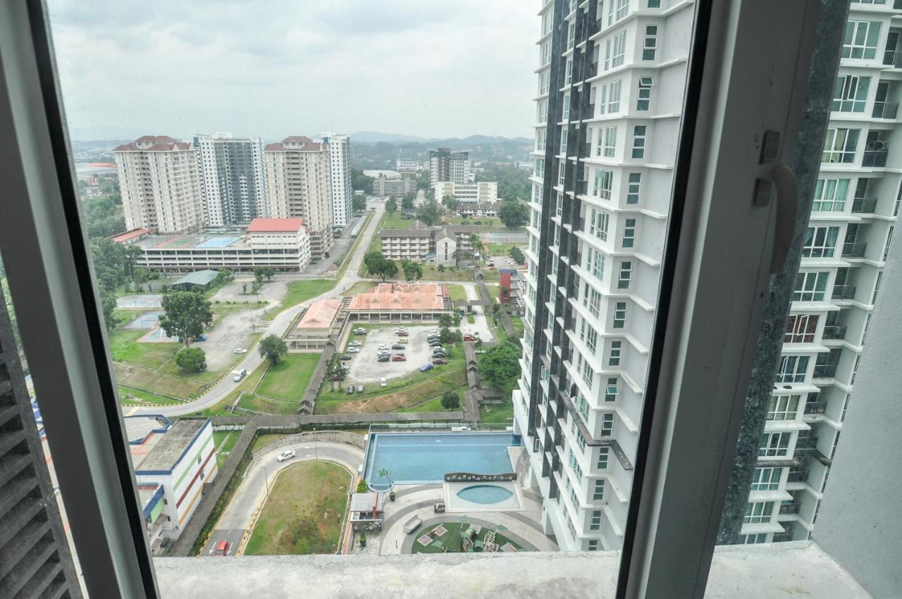 Azfa Duplex Suite At De Centrum Putrajaya Bangi Free Wifi Kajang Exteriér fotografie