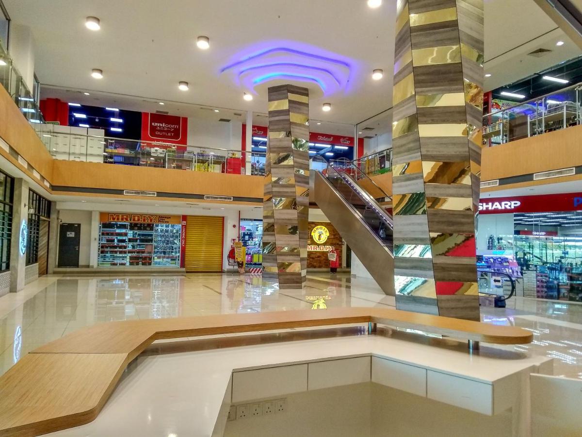 Azfa Duplex Suite At De Centrum Putrajaya Bangi Free Wifi Kajang Exteriér fotografie