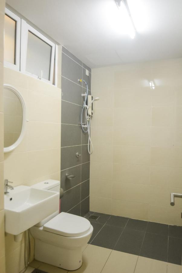 Azfa Duplex Suite At De Centrum Putrajaya Bangi Free Wifi Kajang Exteriér fotografie