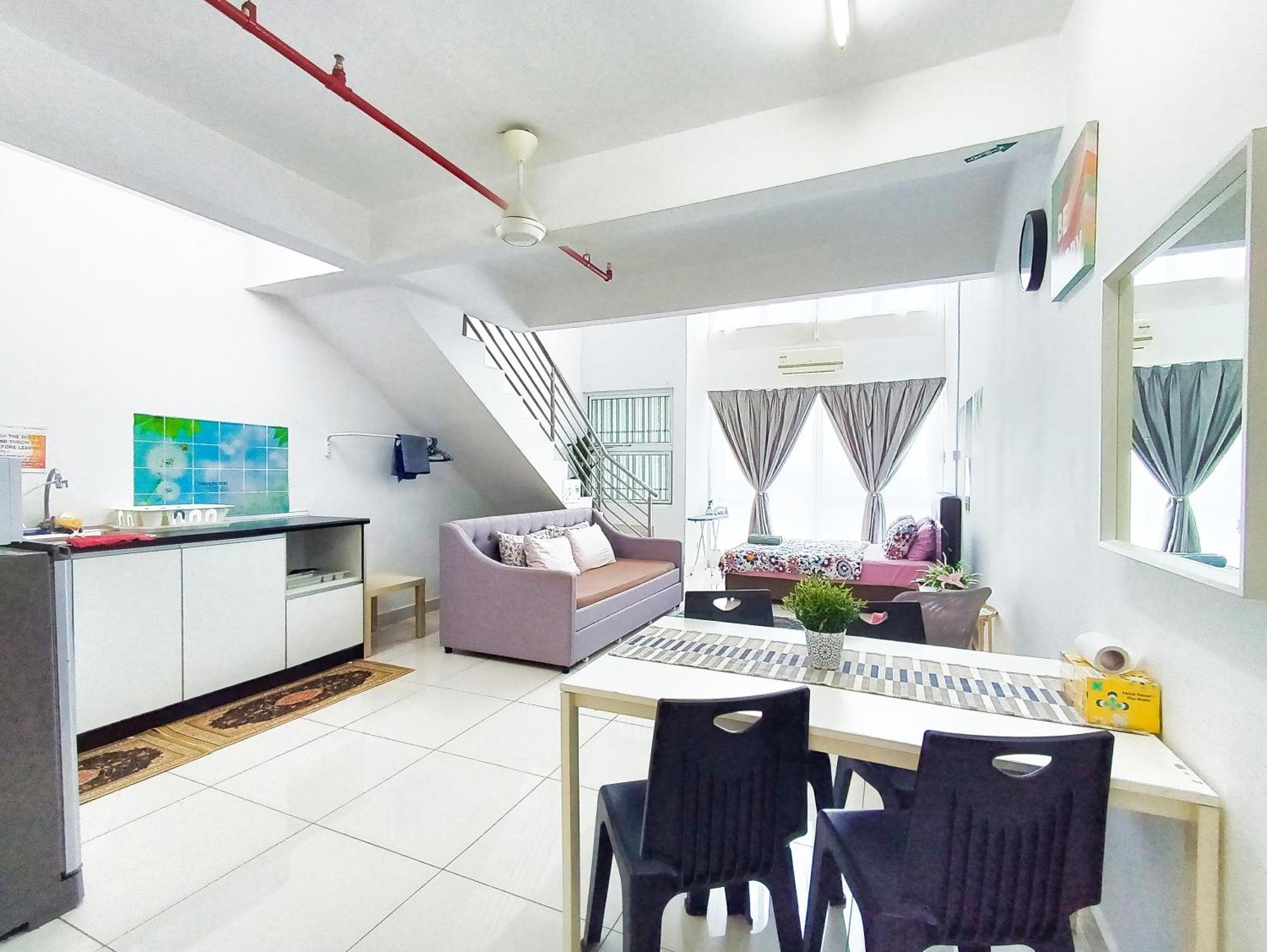 Azfa Duplex Suite At De Centrum Putrajaya Bangi Free Wifi Kajang Exteriér fotografie